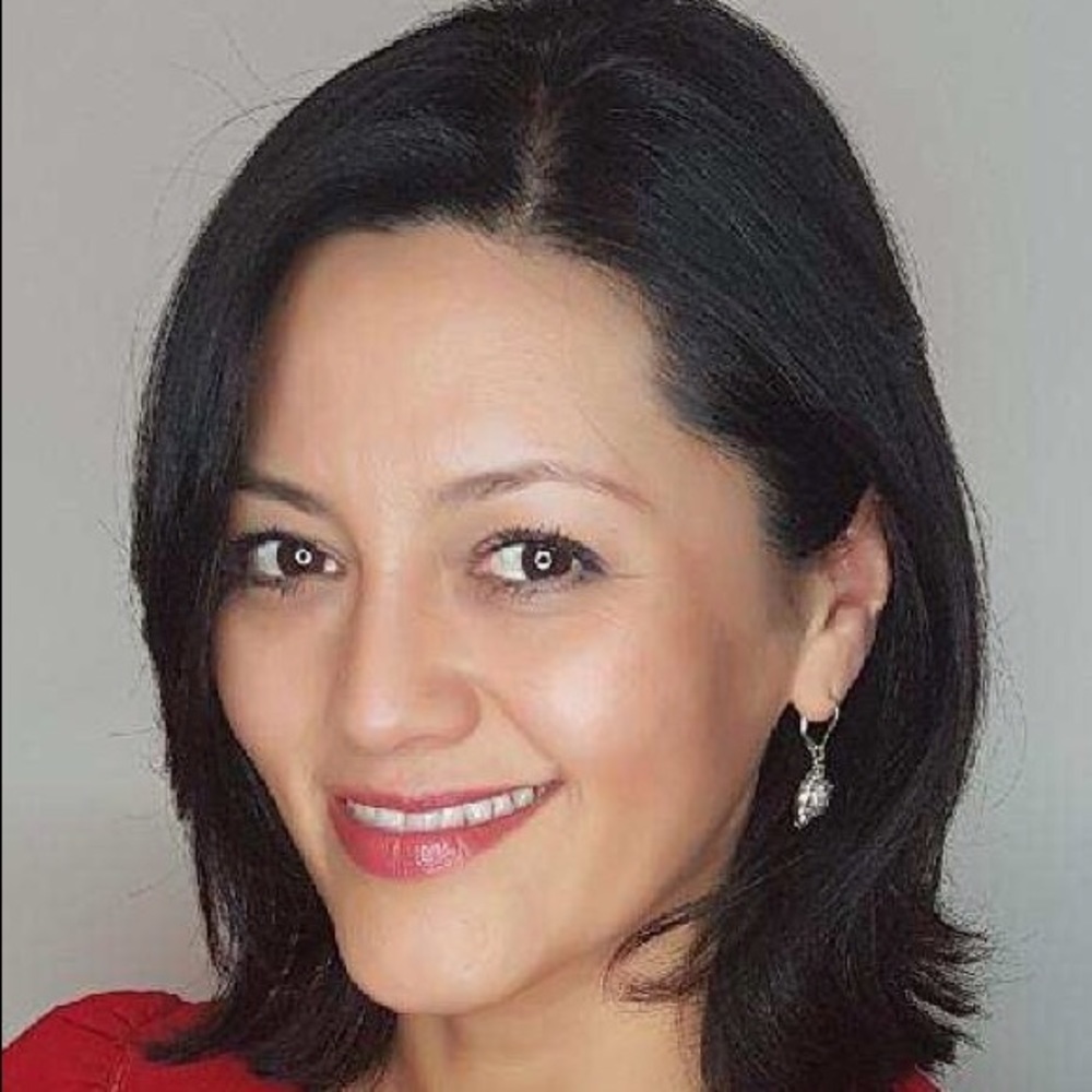 Meet your Posher, Claudia p